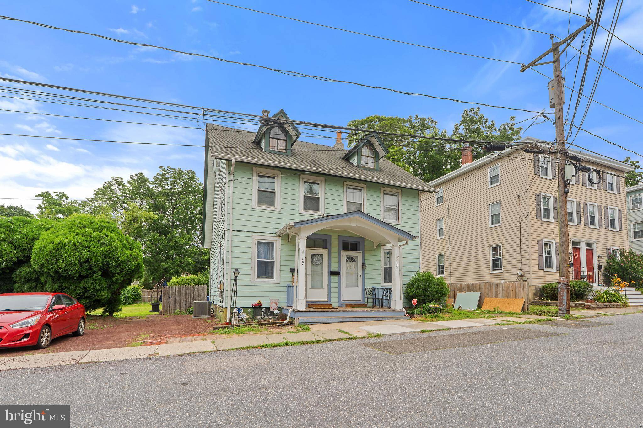 Moorestown, NJ 08057,127 SCHOOLEY ST