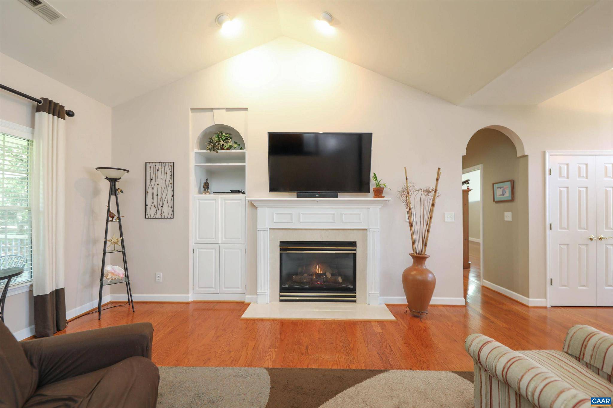 Charlottesville, VA 22911,515 BROADLEAF WAY