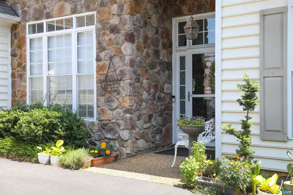 Charlottesville, VA 22911,515 BROADLEAF WAY