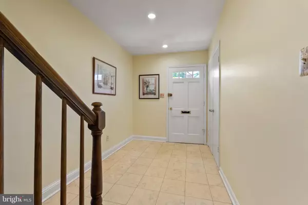 Arlington, VA 22204,3734 12TH ST S