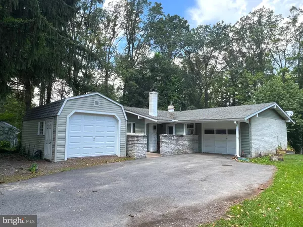 2005 HIGHLAND DRIVE, State College, PA 16801