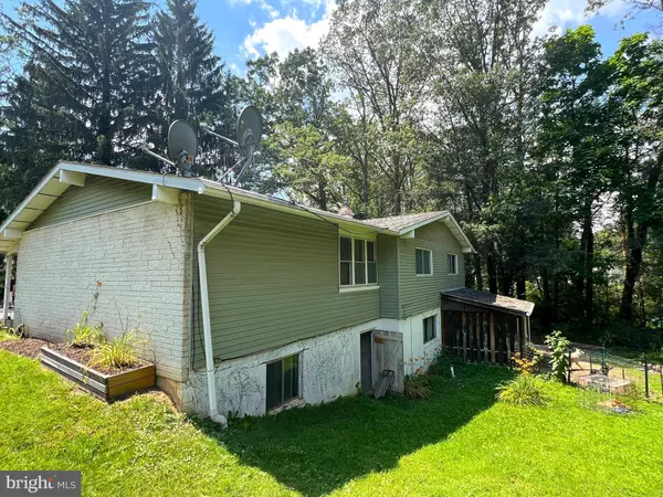 State College, PA 16801,2005 HIGHLAND DRIVE
