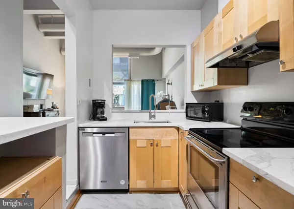 Philadelphia, PA 19106,3 N CHRIS COLUMBUS BLVD #PL236