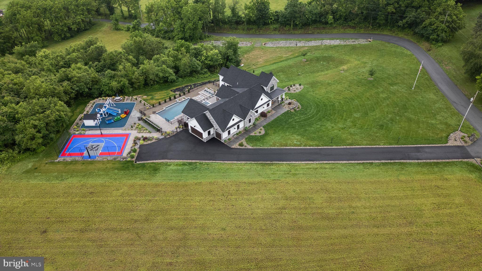 Kutztown, PA 19530,176 FENSTERMACHER RD