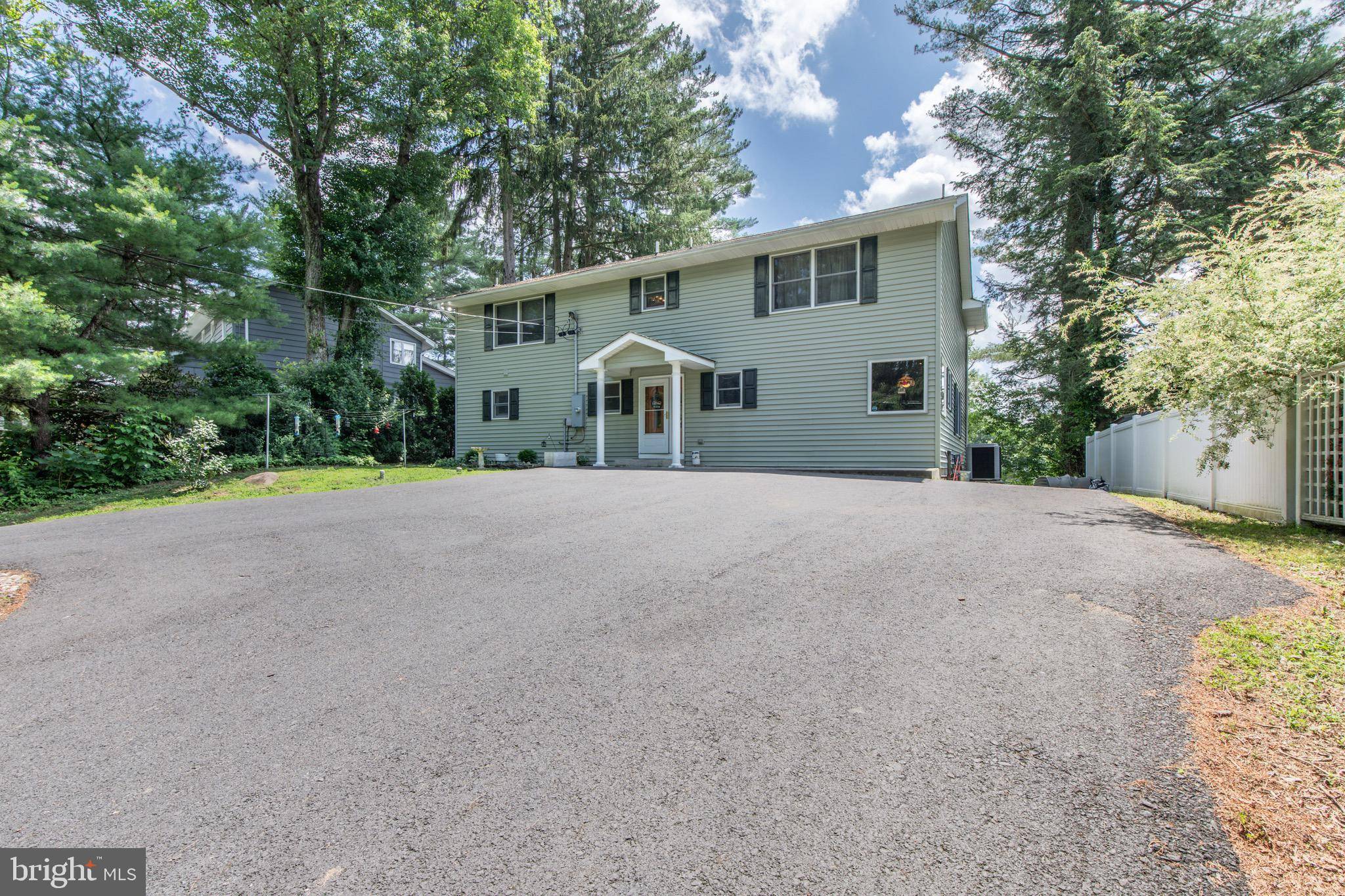 Saylorsburg, PA 18353,5194 HAMILTON S