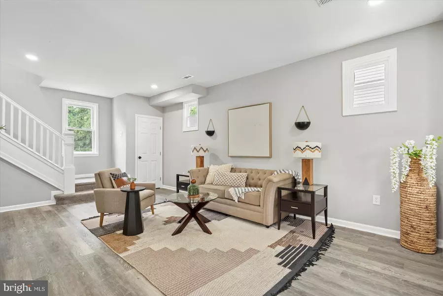 3912 FERNHILL AVE, Baltimore, MD 21215