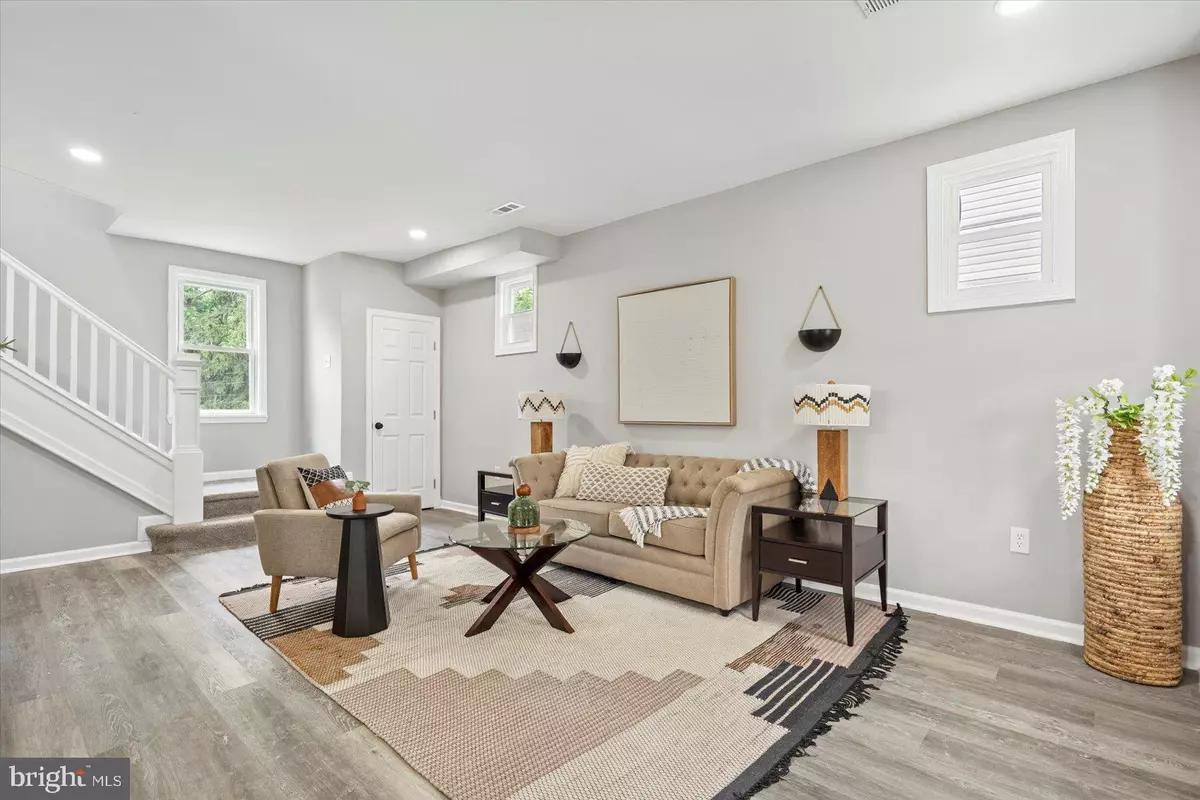 Baltimore, MD 21215,3912 FERNHILL AVE