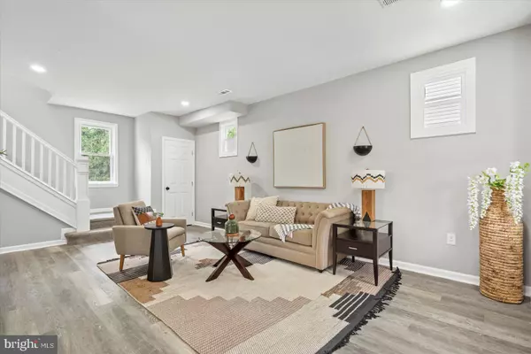 3912 FERNHILL AVE, Baltimore, MD 21215