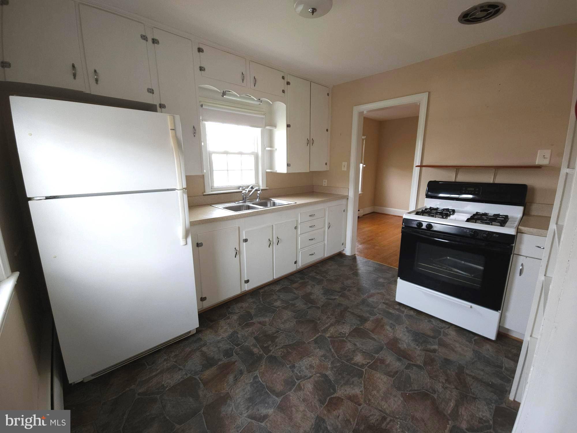 Culpeper, VA 22701,1018 N MAIN ST