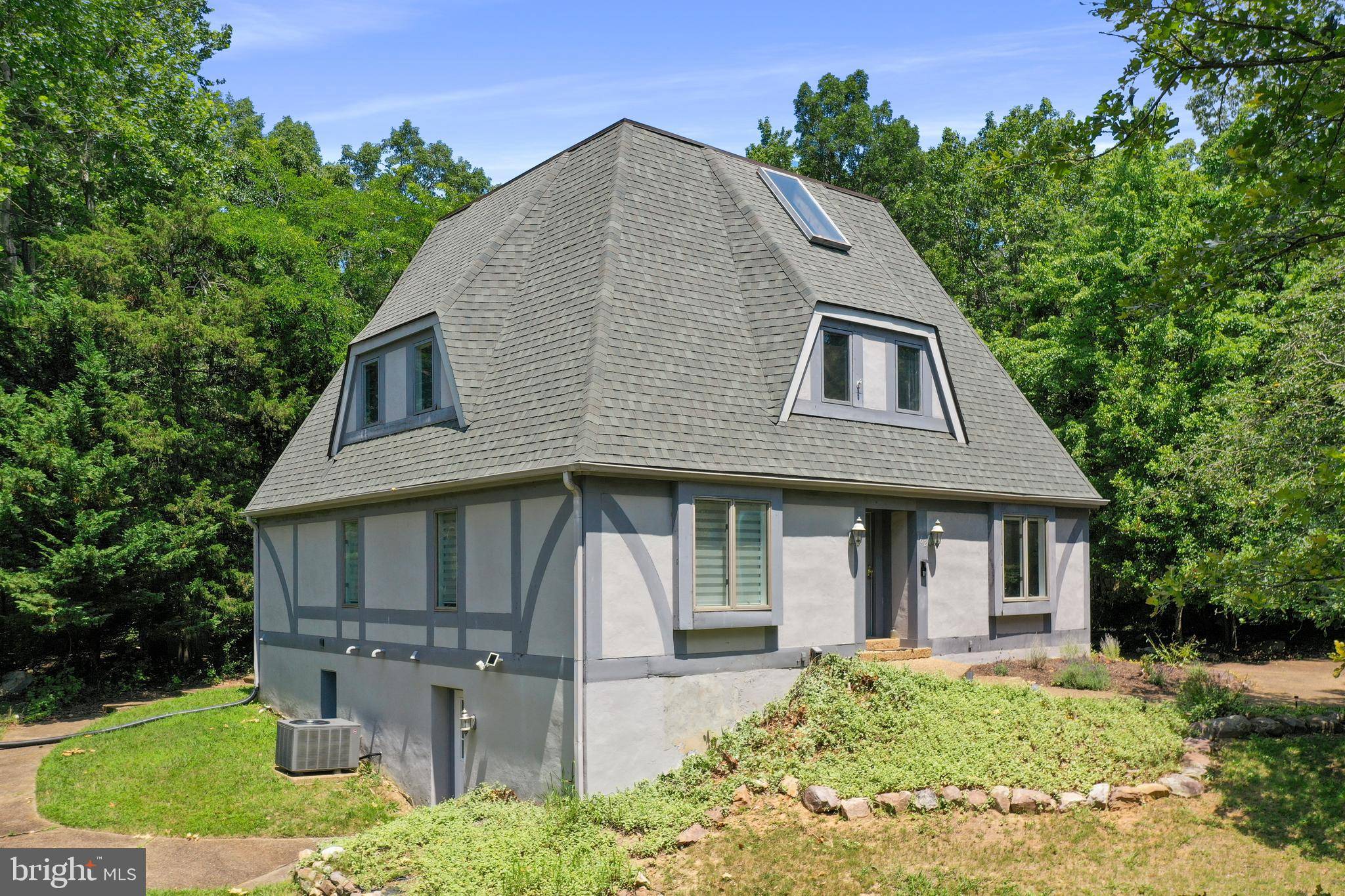 162 HARTMAN CT, Mc Gaheysville, VA 22840