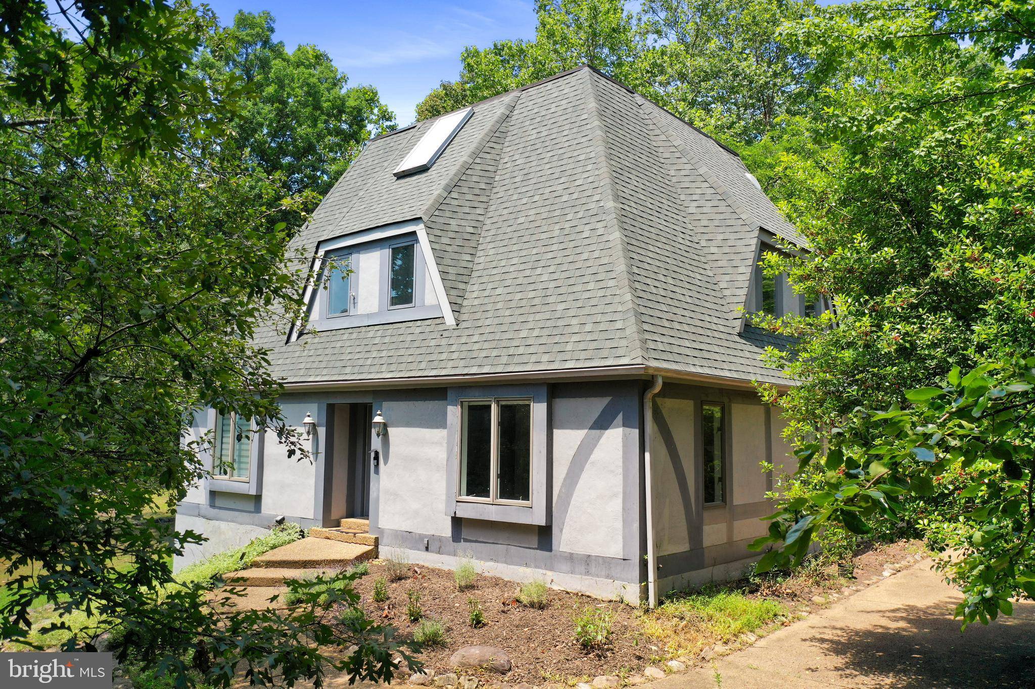 Mc Gaheysville, VA 22840,162 HARTMAN CT