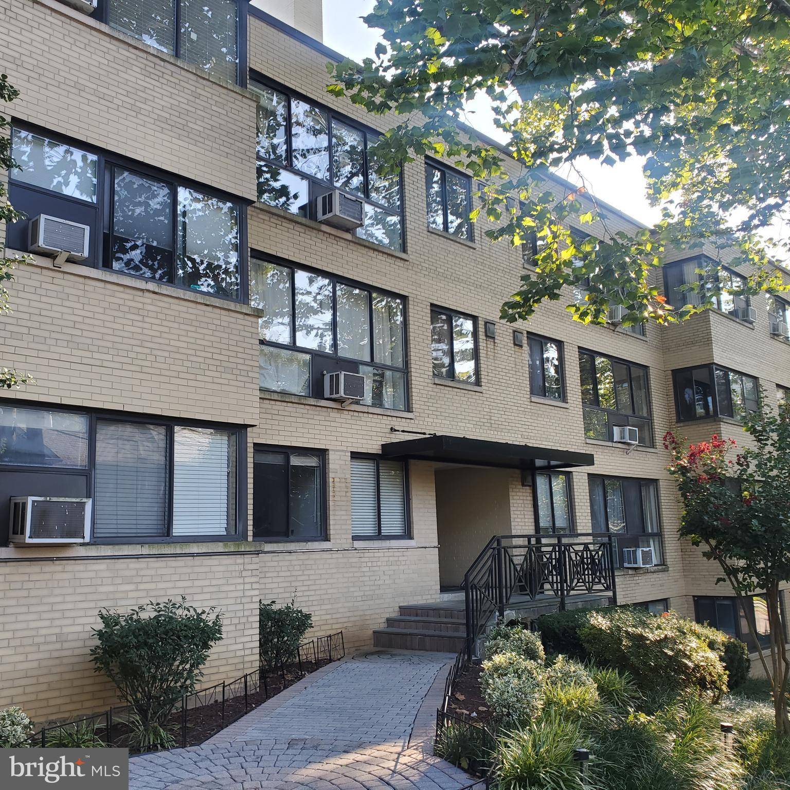 3901 TUNLAW RD NW #502, Washington, DC 20007