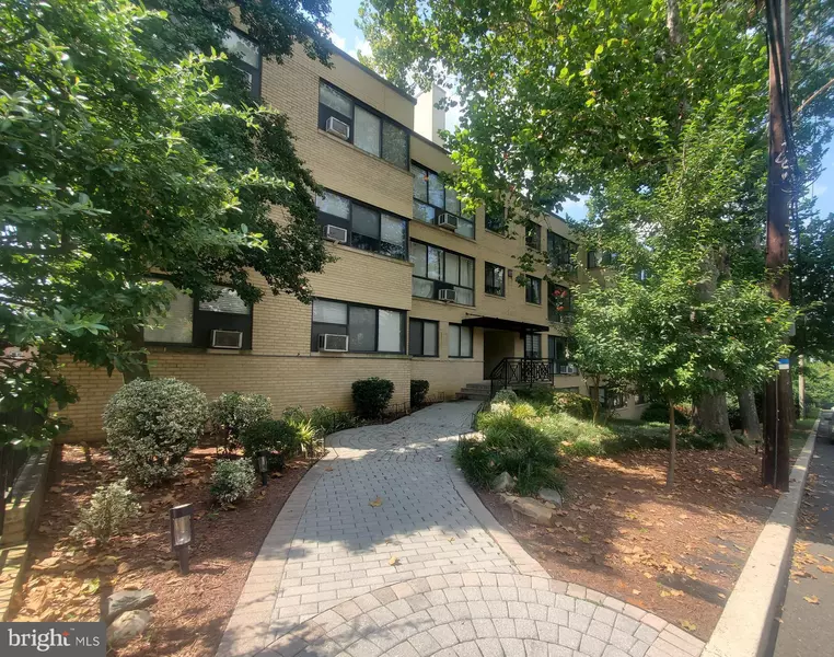 3901 TUNLAW RD NW #502, Washington, DC 20007