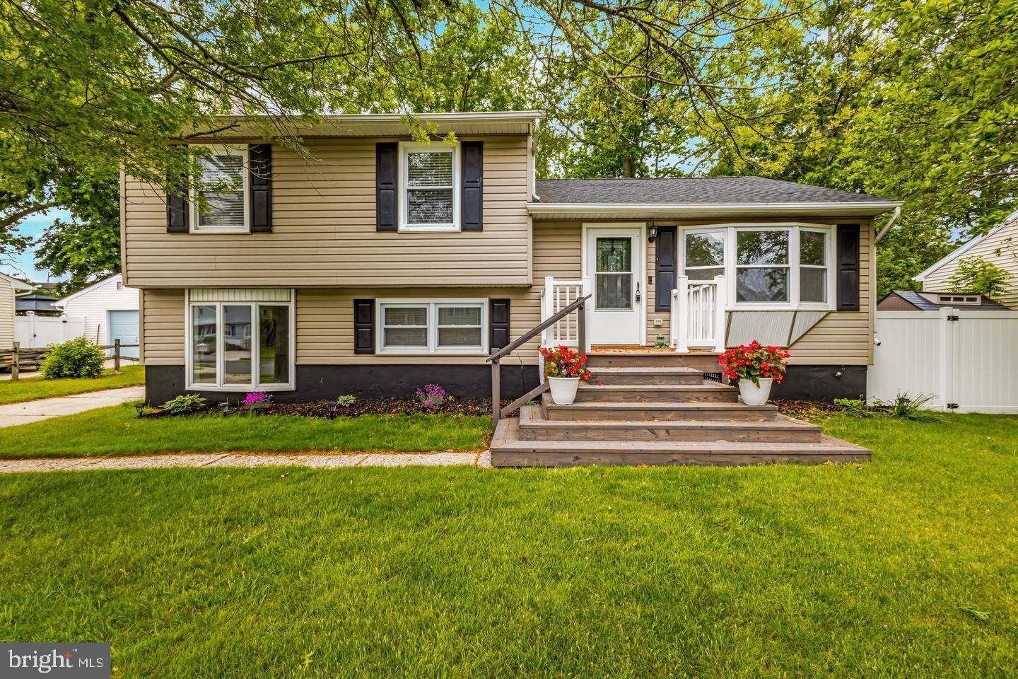 214 ROSEANN, Cape May, NJ 08204