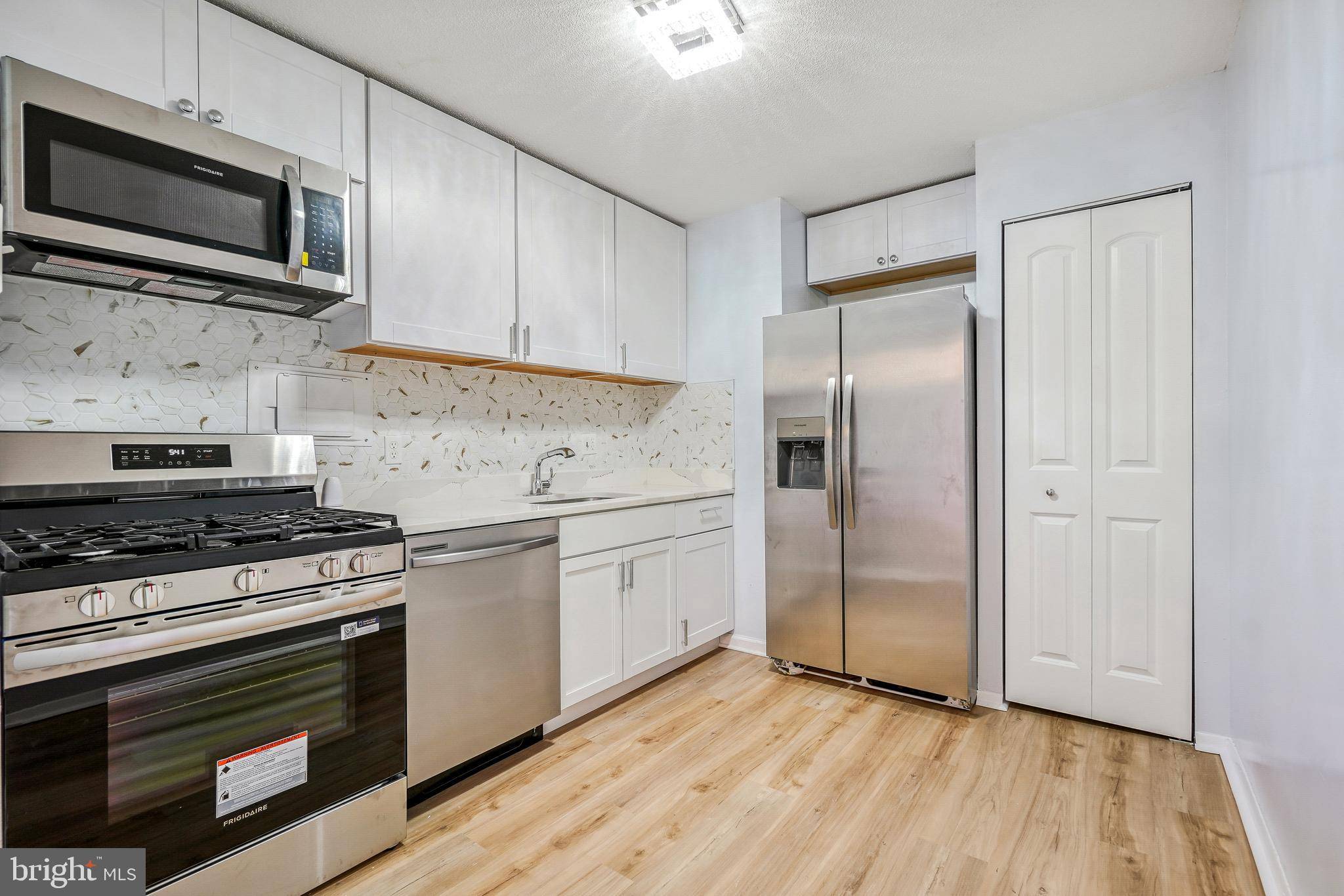1836 METZEROTT RD #419, Hyattsville, MD 20783