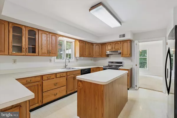 Glen Mills, PA 19342,213 WILLITS WAY
