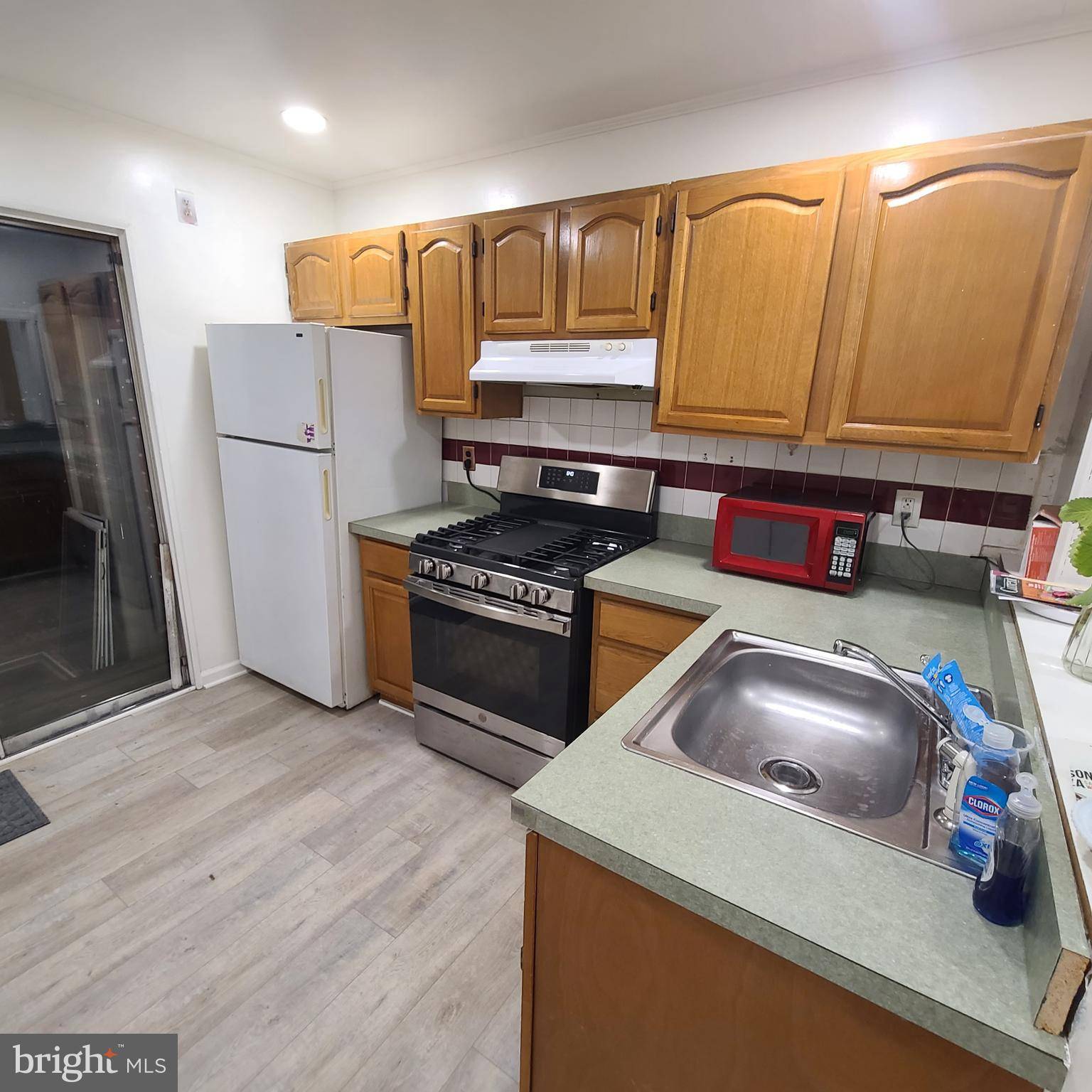 Newark, DE 19702,17 BACH DR