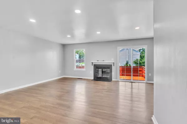 Dumfries, VA 22026,3647 MCDOWELL CT