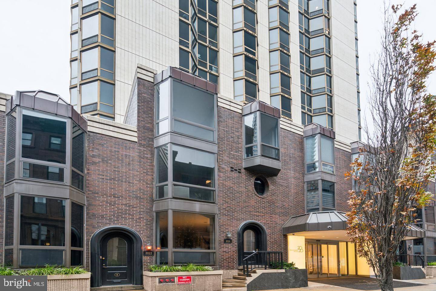 Philadelphia, PA 19103,2024 WALNUT ST #2024