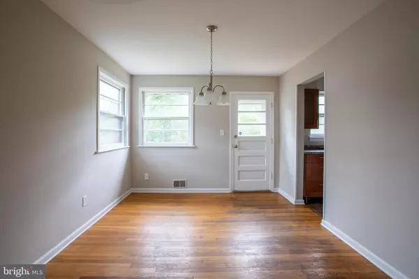 Hyattsville, MD 20784,6121 85TH PL