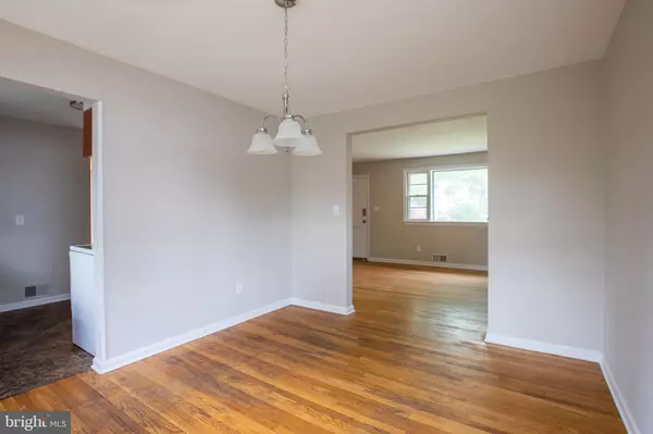 Hyattsville, MD 20784,6121 85TH PL