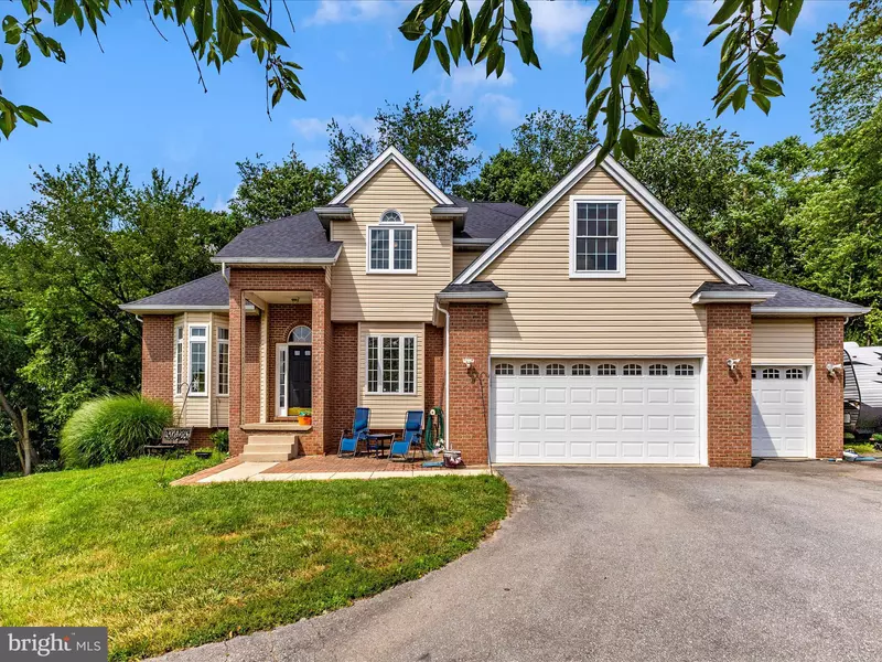 13410 AUTUMN CREST DR, Mount Airy, MD 21771