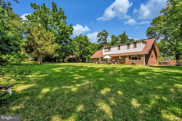 Laurel, MD 20708,8825 BRIARCROFT LN