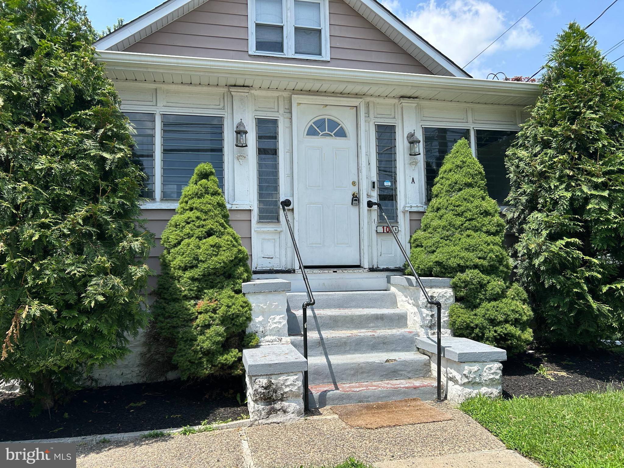 106 S BURNT MILL RD #A, Voorhees, NJ 08043