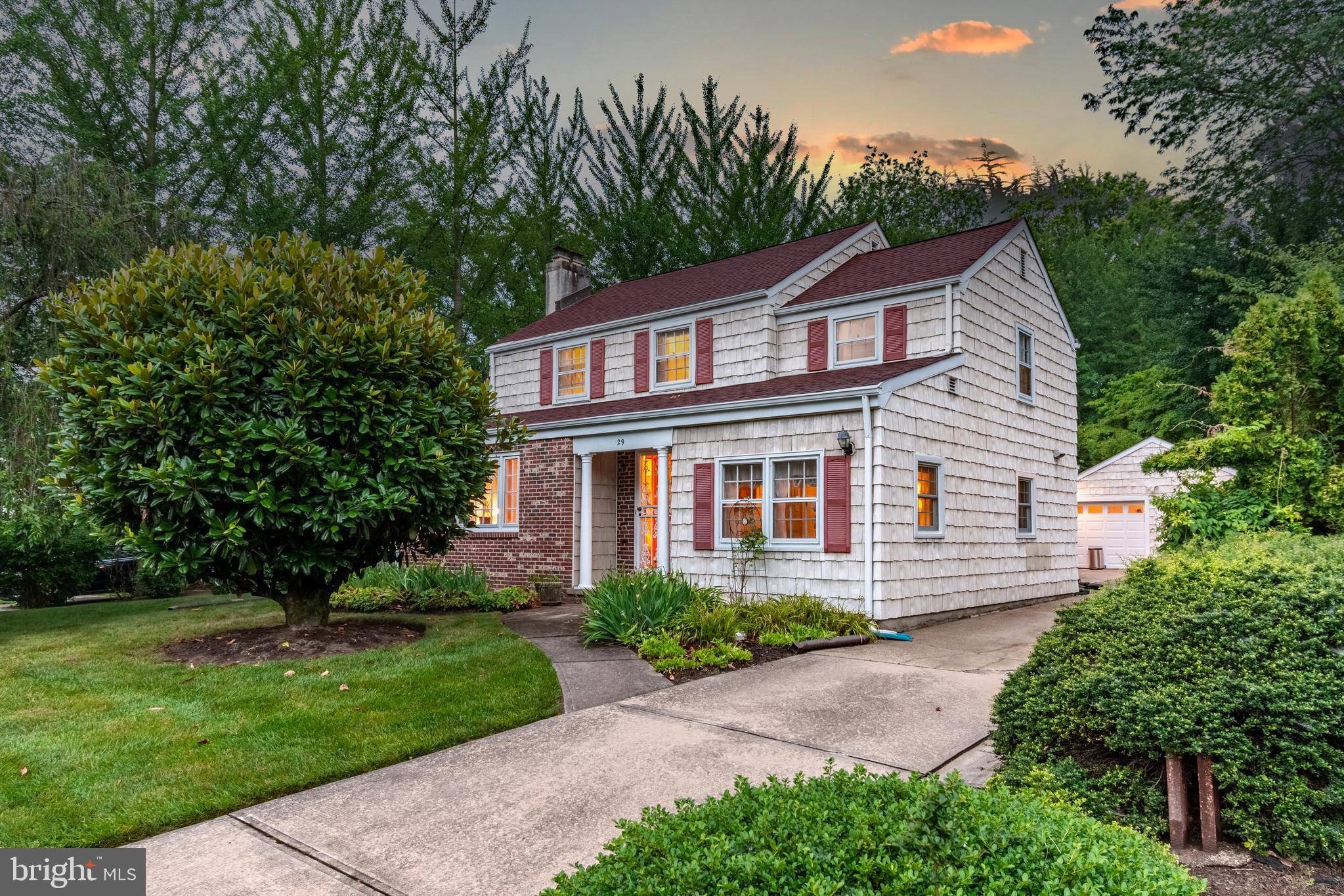 29 CLEMENT AVE, Ewing, NJ 08638