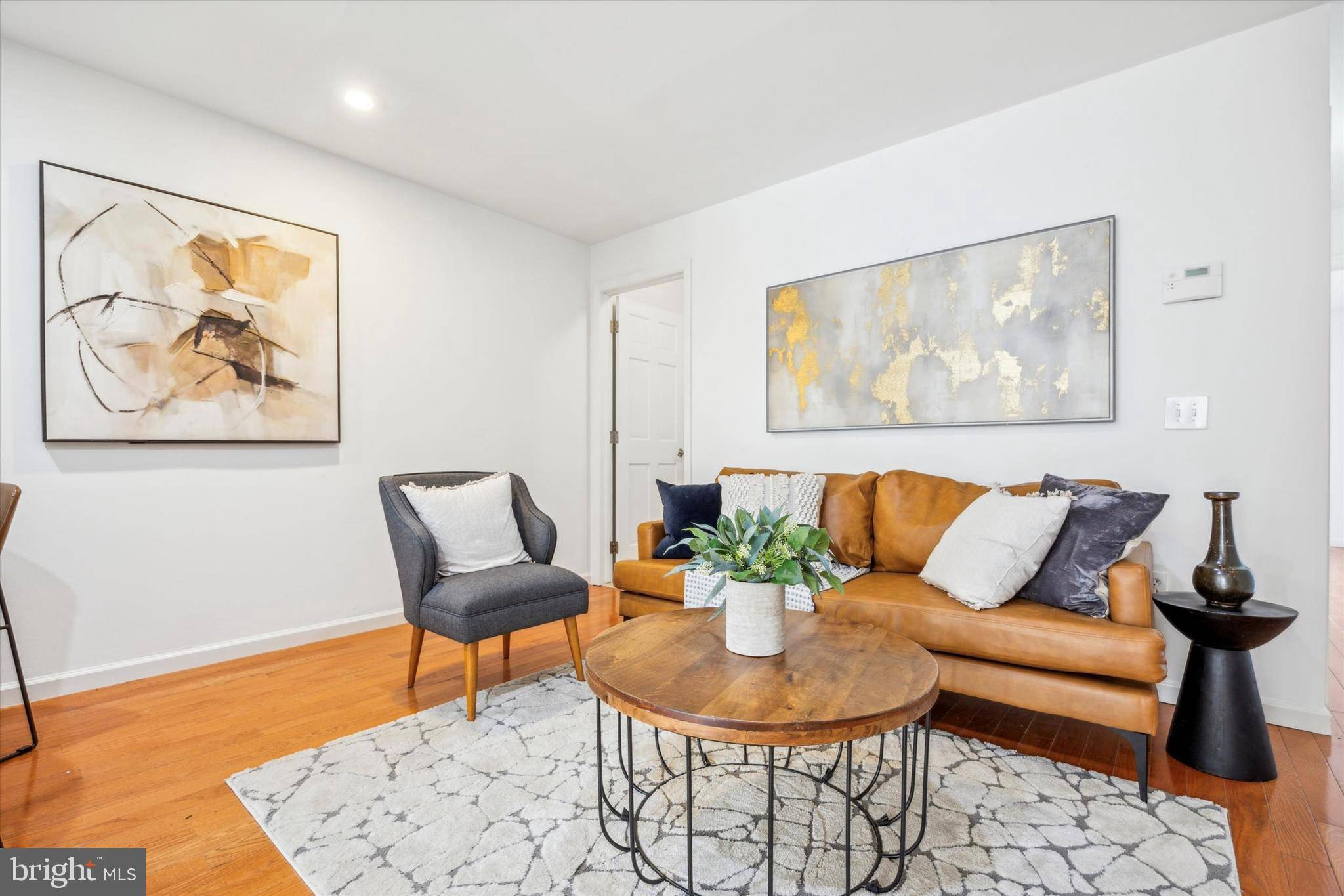 Philadelphia, PA 19146,2121 CARPENTER ST #2