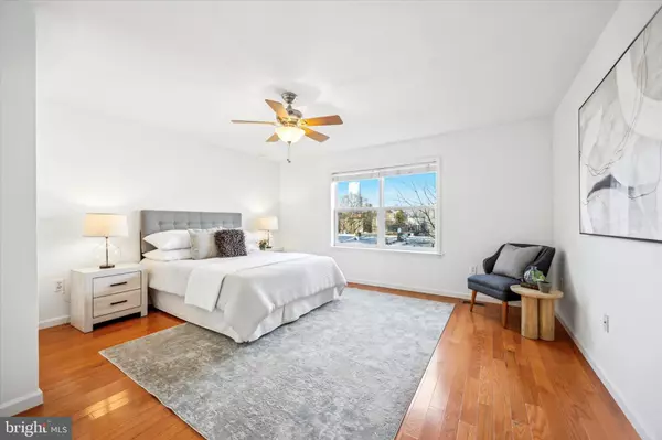Philadelphia, PA 19146,2121 CARPENTER ST #2