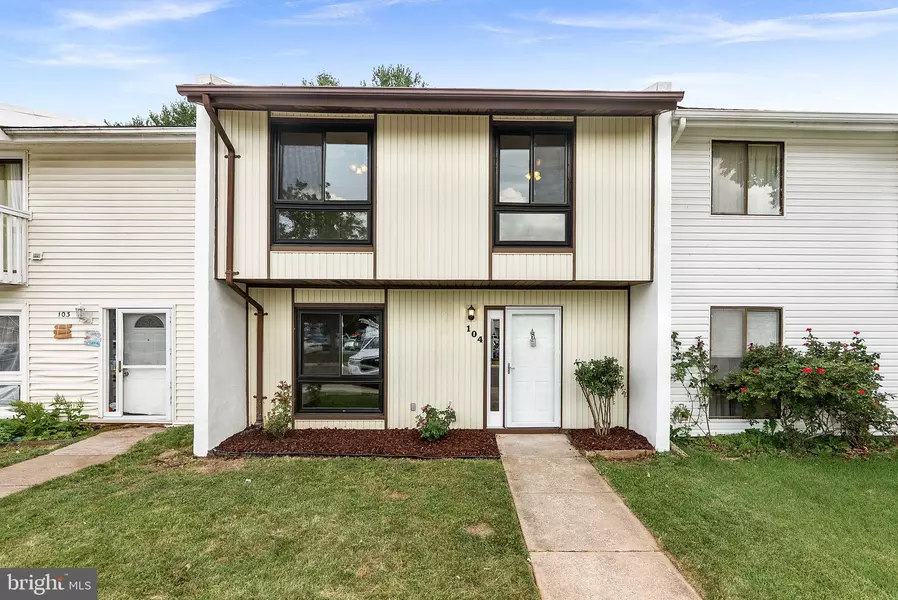 104 DRURY CIR, Sterling, VA 20164