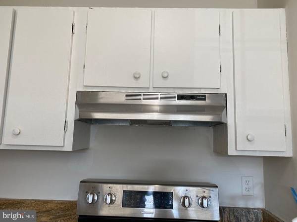 Lorton, VA 22079,9552 INVERARY CT