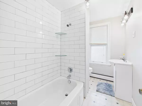 Dover, DE 19904,220 N BRADFORD ST