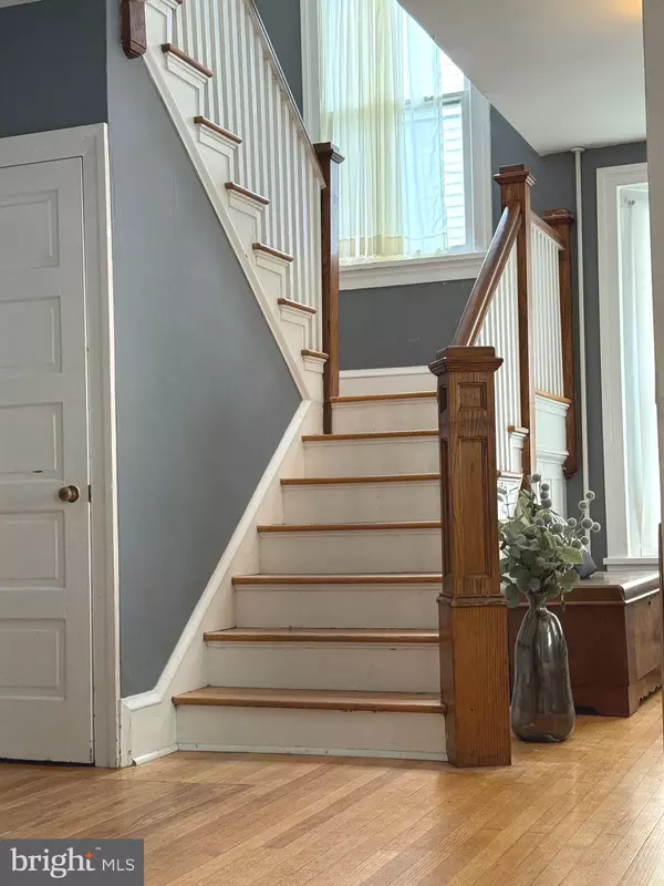 Dover, DE 19904,220 N BRADFORD ST