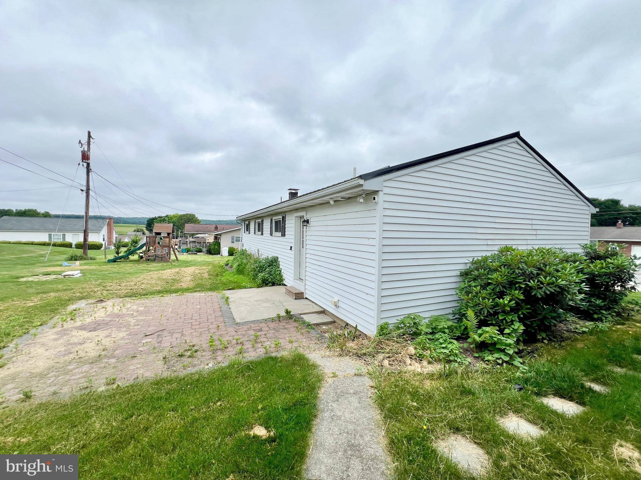 Woodbury, PA 16695,205 HILLCREST DRIVE