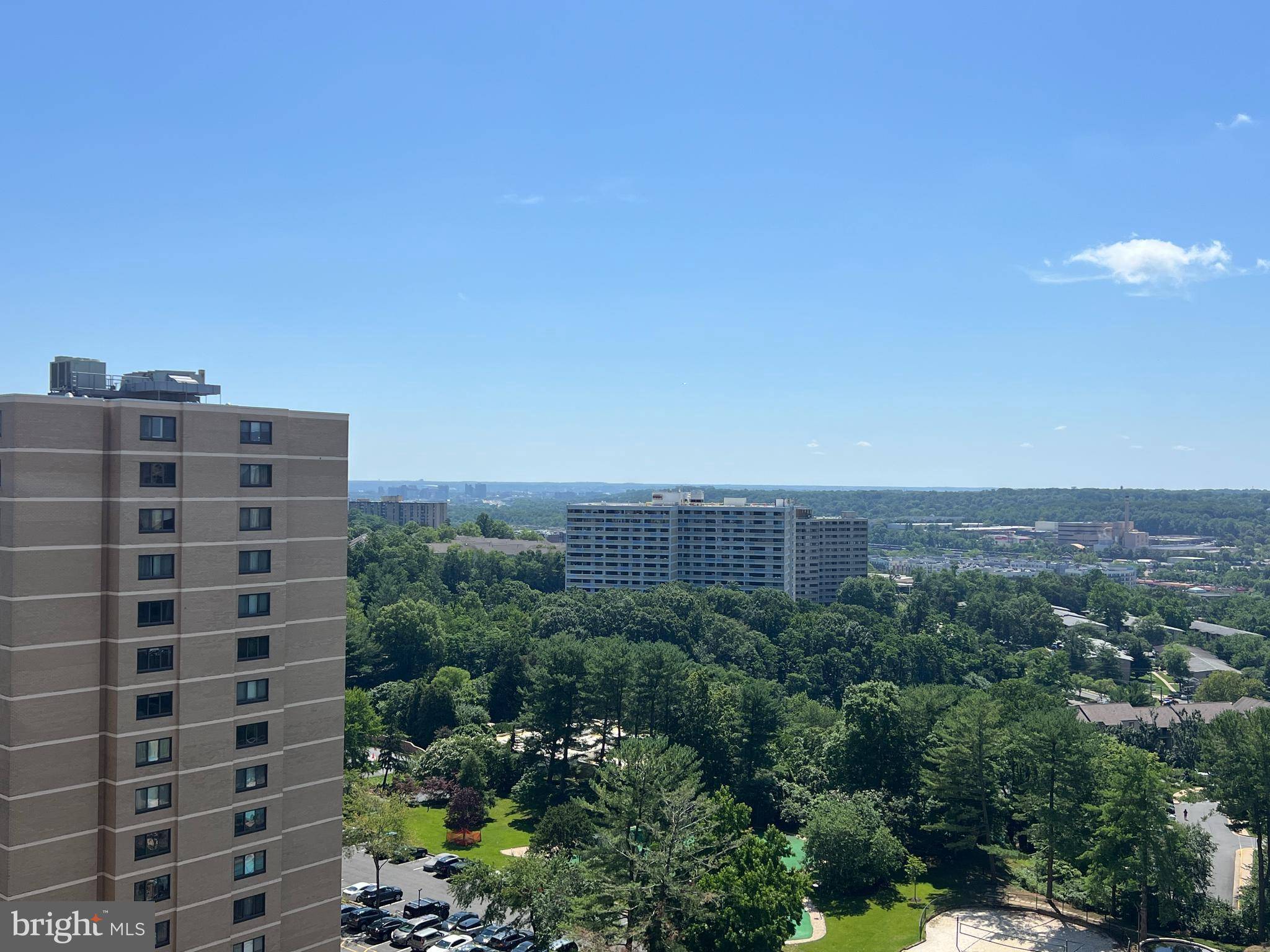 Alexandria, VA 22304,205 YOAKUM PKWY #1020