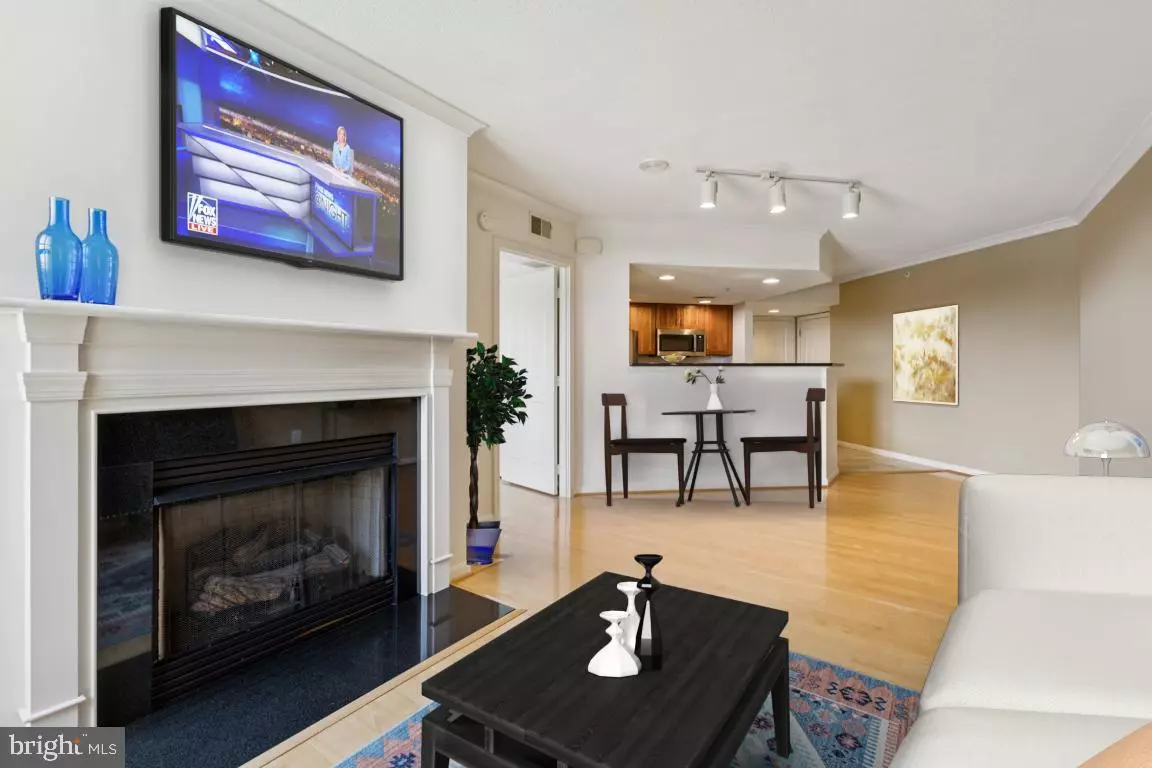Arlington, VA 22201,2220 FAIRFAX DR #309
