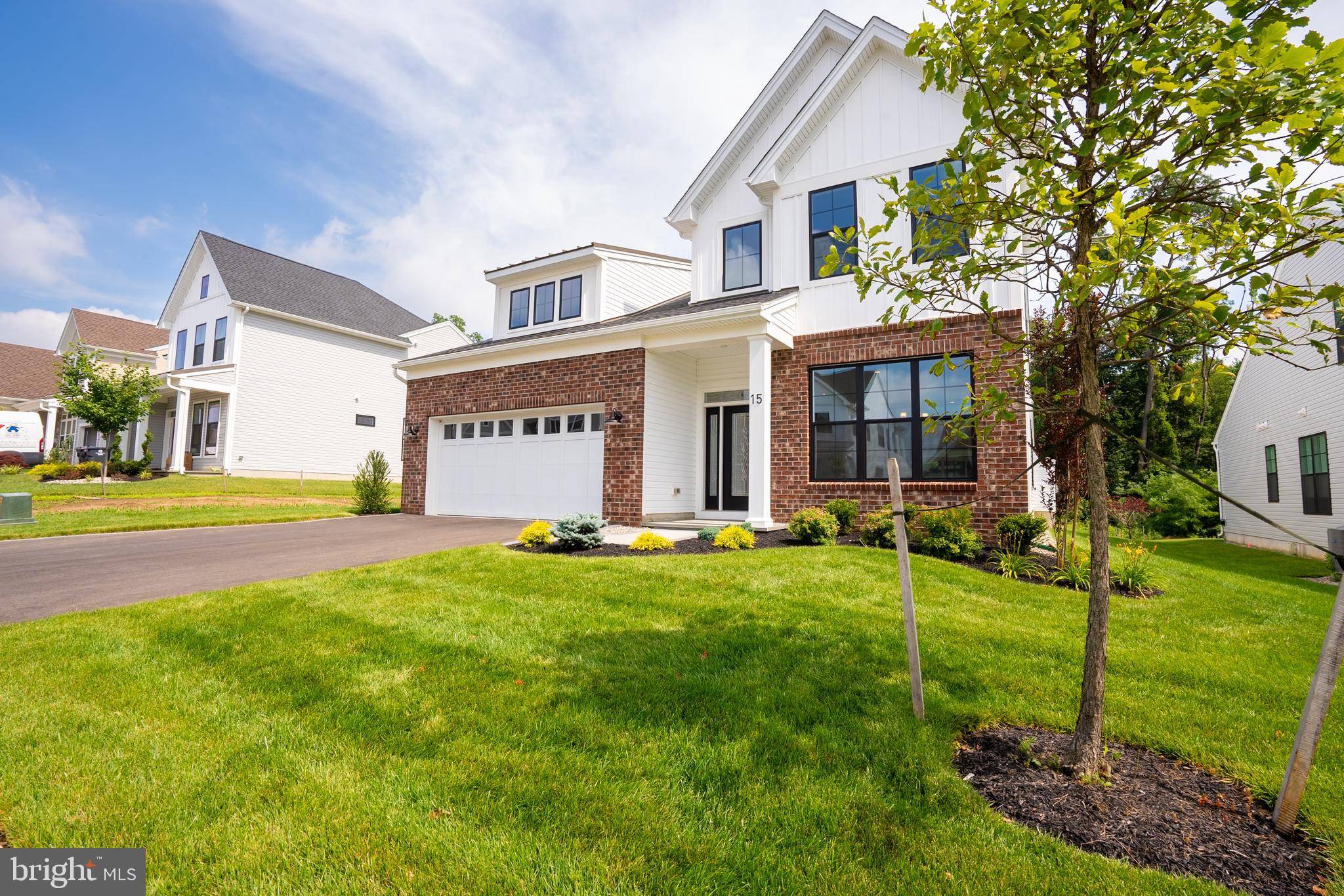 Englishtown, NJ 07726,15 ASHLYNN CT