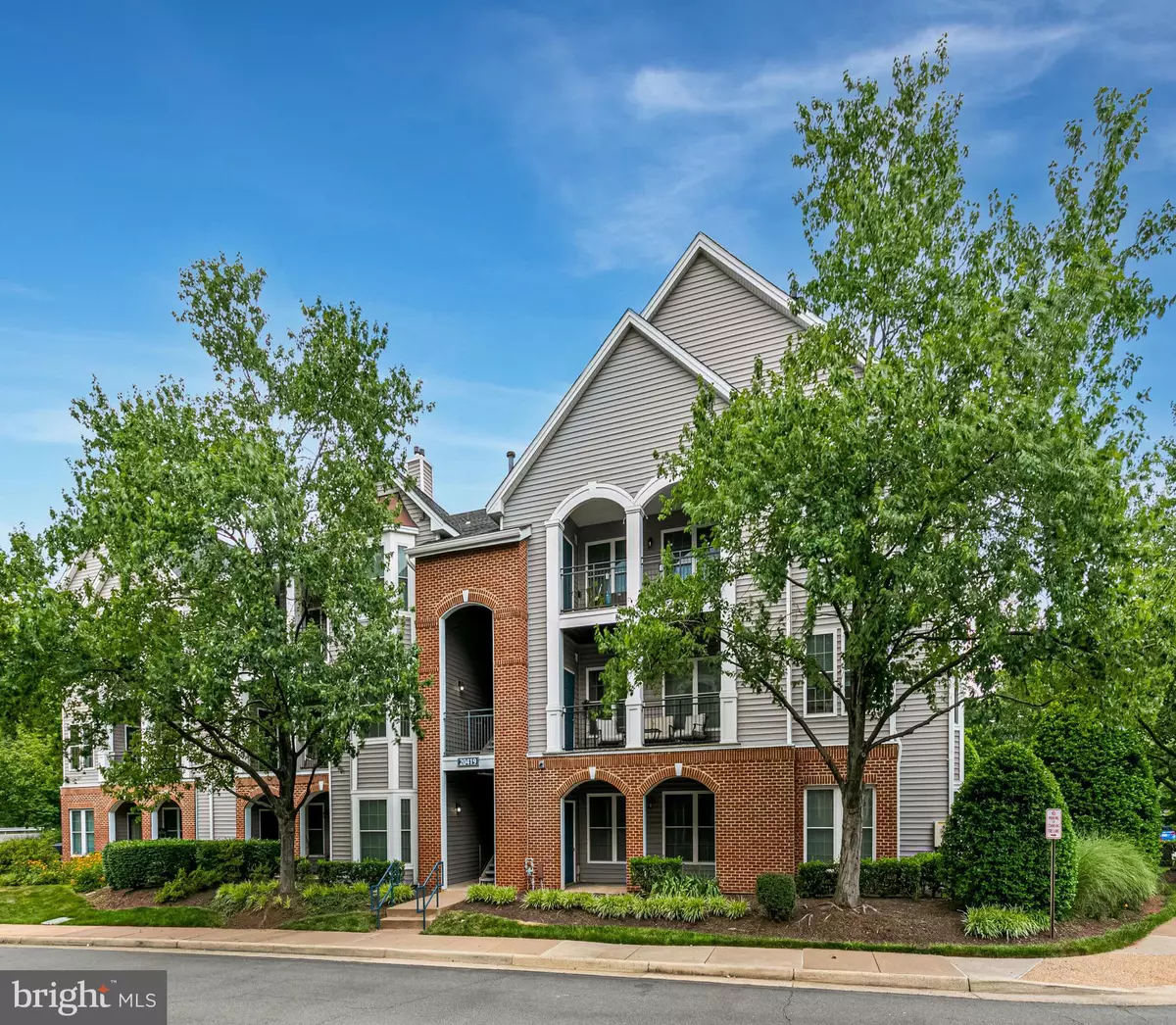 Sterling, VA 20165,20419 RIVERBEND SQ #202
