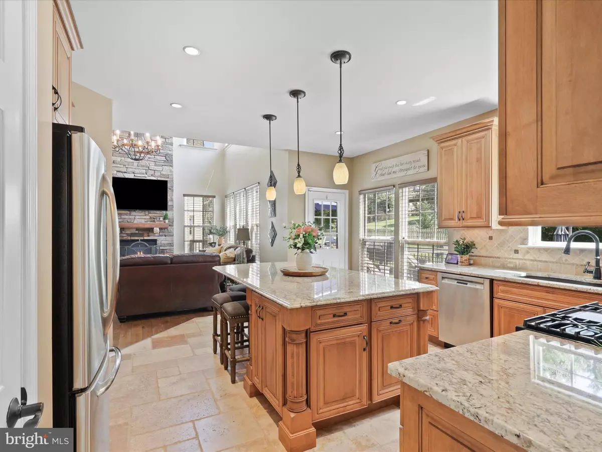 Chantilly, VA 20152,25530 CHILMARK DR