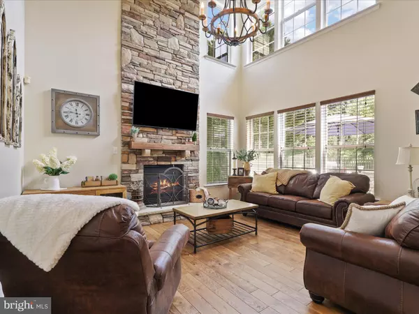 Chantilly, VA 20152,25530 CHILMARK DR