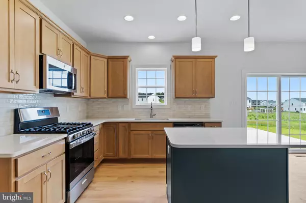 Mechanicsburg, PA 17055,537 CORAL BELLS DR