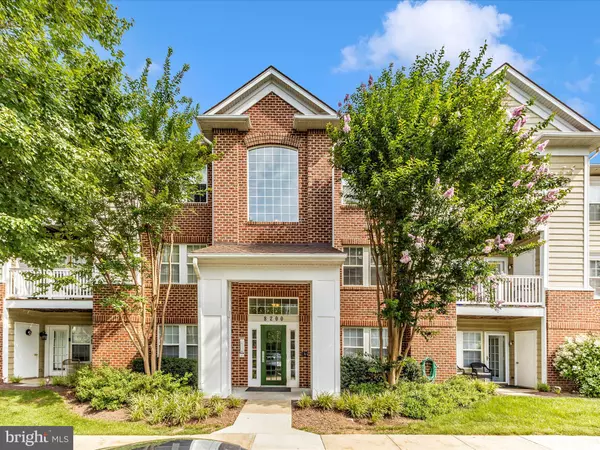 8200 BLUE HERON DR #2C, Frederick, MD 21701