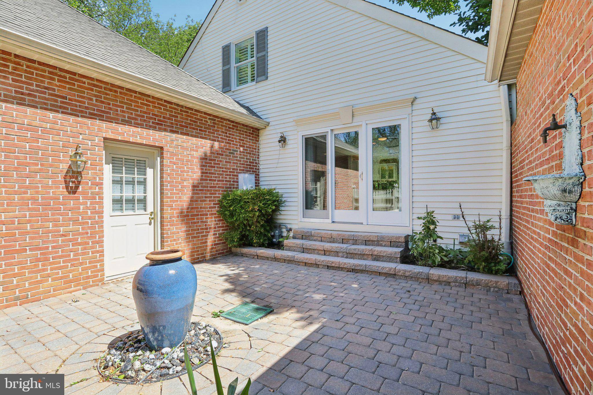 Moorestown, NJ 08057,471 WINDROW CLUSTERS DR
