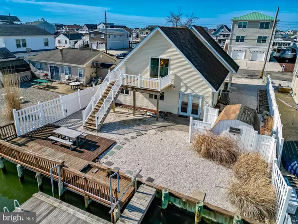 119 S CAPTAINS DR, Little Egg Harbor Twp, NJ 08087
