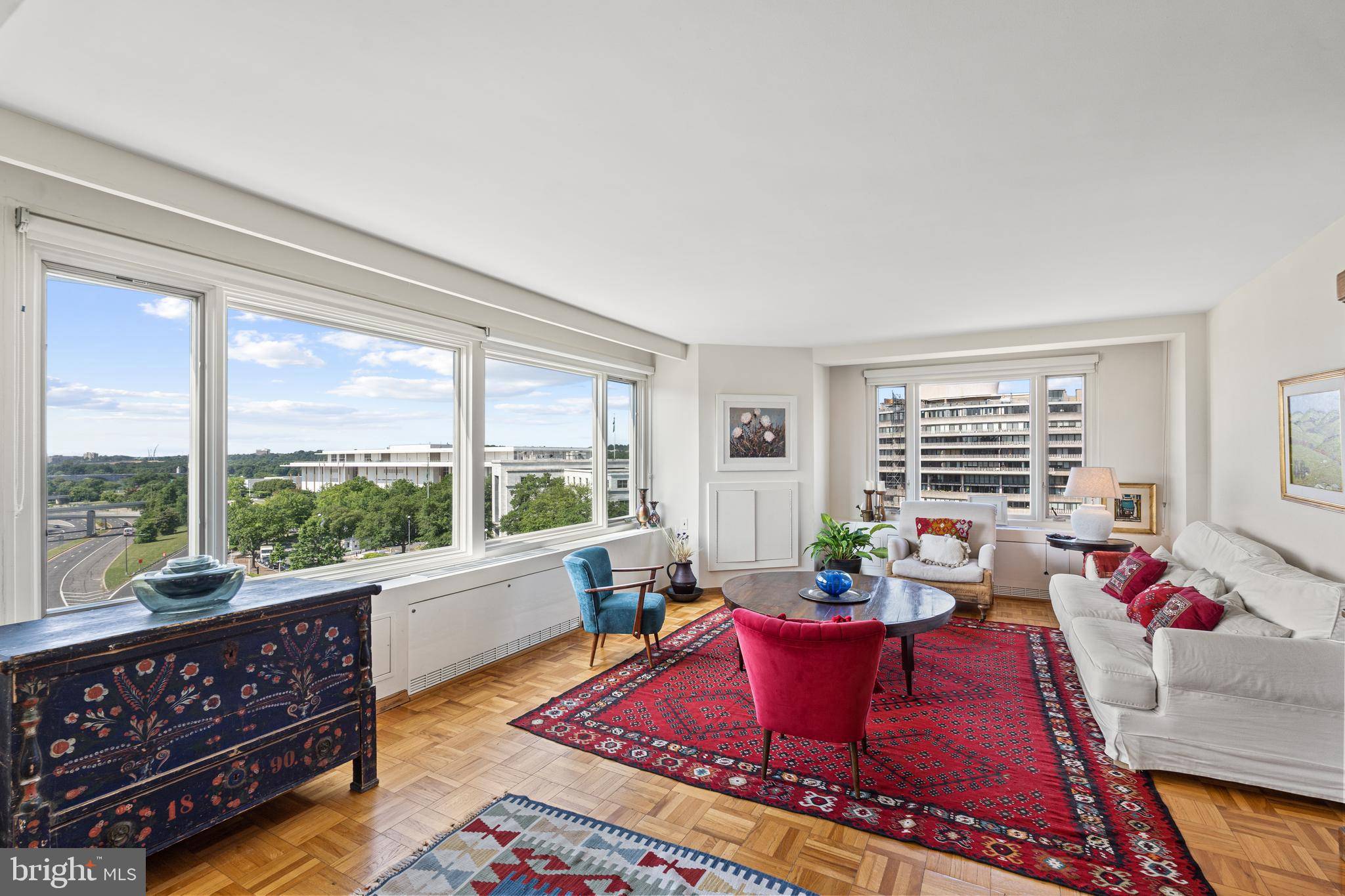 2475 VIRGINIA AVE NW #822, Washington, DC 20037