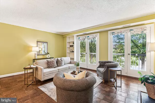 Alexandria, VA 22314,801 S PITT ST #326