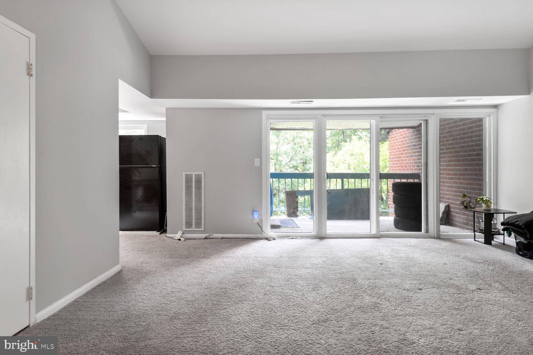 Reston, VA 20191,11841 SHIRE CT #31D