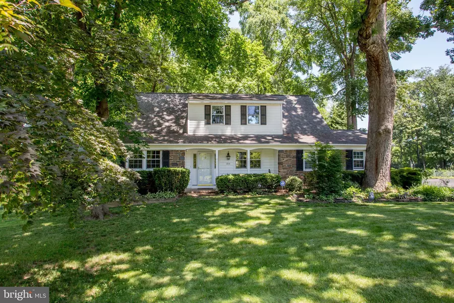 1213 EMMA LN, Warminster, PA 18974